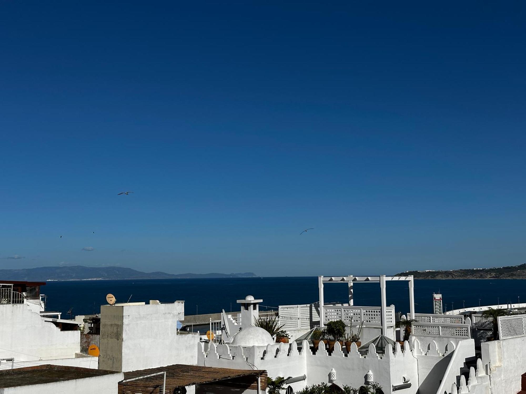 House With Sea View In Kasbah Tânger Exterior foto